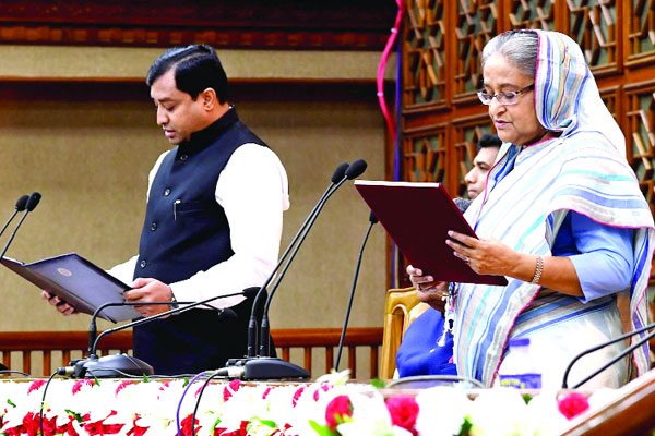 দলমত নির্বিশেষে দেশসেবা করুন : প্রধানমন্ত্রী