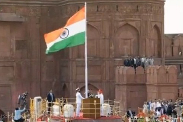 কড়া নিরাপত্তায় ভারতে উদযাপিত হচ্ছে স্বাধীনতা দিবস 