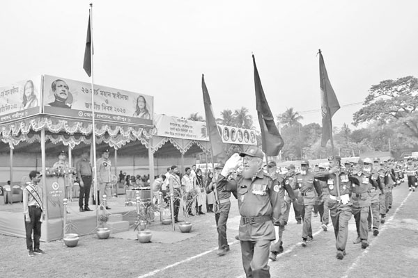 সারা দেশে যথাযোগ্য মর্যাদায় স্বাধীনতা দিবস উদযাপিত