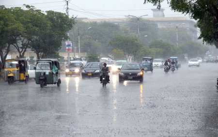 পাকিস্তানে মৌসুমি বৃষ্টিপাতে নিহত ৩৪