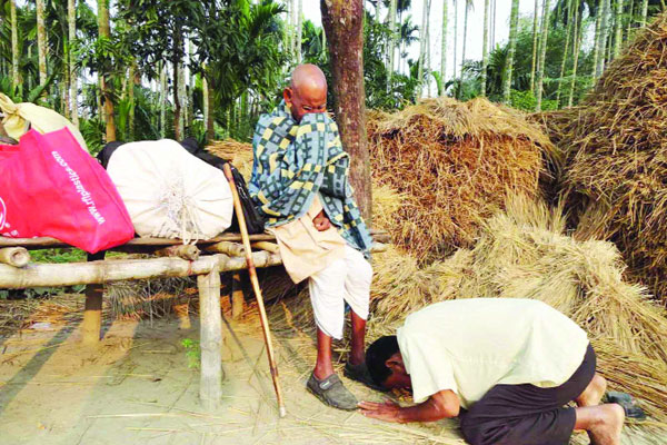 এটাই বুঝি শেষ প্রণাম বাবা