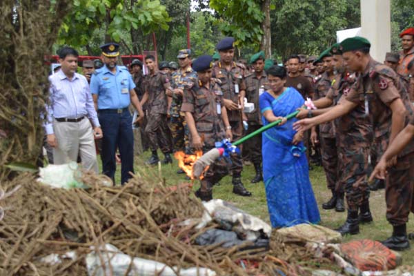 লালমনিরহাটে ৩ কোটি টাকার মাদক ধ্বংস