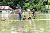 বন্যায় পানিবন্দী লাখো মানুষ, জনপ্রতিনিধিদের খবর নেই