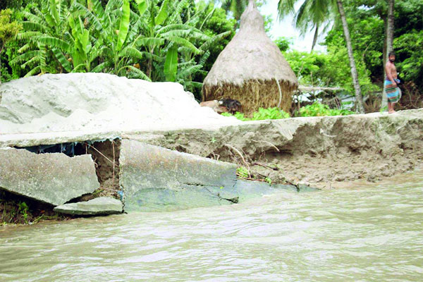 পানিবন্দী গ্রামের পর গ্রাম