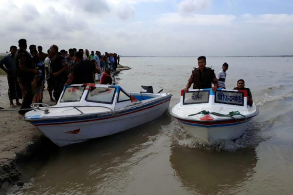 তিস্তায় বিজিবি’র ল্যান্স নায়েক নিখোঁজ, যাচ্ছে হেলিকপ্টার