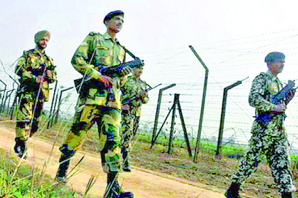 কাশ্মীরে ভারত-পাকিস্তান সীমান্তে ব্যাপক রক্তপাত

