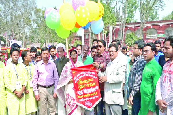 বরিশালে শুরু জীবনানন্দ মেলা