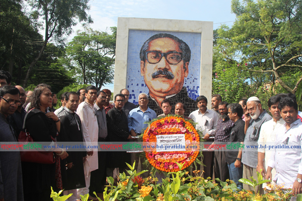 নানা কর্মসূচির মধ্যে দিয়ে শাবিতে জাতীয় শোক দিবস পালিত
