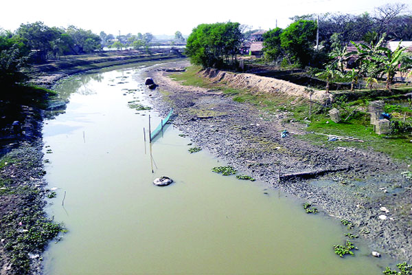 মরছে সাতক্ষীরার নদ-নদী