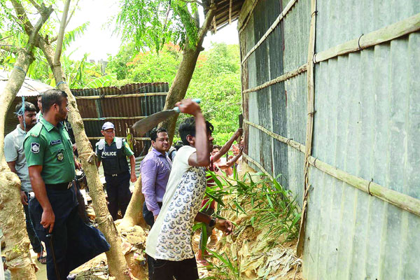 পাহাড়ের অবৈধ স্থাপনা উচ্ছেদে বাধা প্রভাবশালীরা