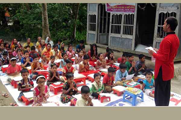 ধর্মীয় ও নৈতিকতার আলো ছড়াচ্ছে ‘শারদাঞ্জলী গীতা নিকেতন’