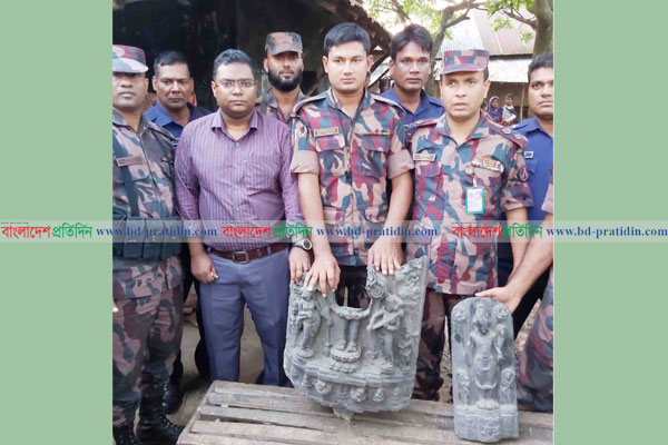 নওগাঁয় কোটি টাকা মূল্যের ২টি বিষ্ণুমূর্তি উদ্ধার