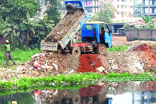 রাজধানীর ৩৯ খাল নিশ্চিহ্ন