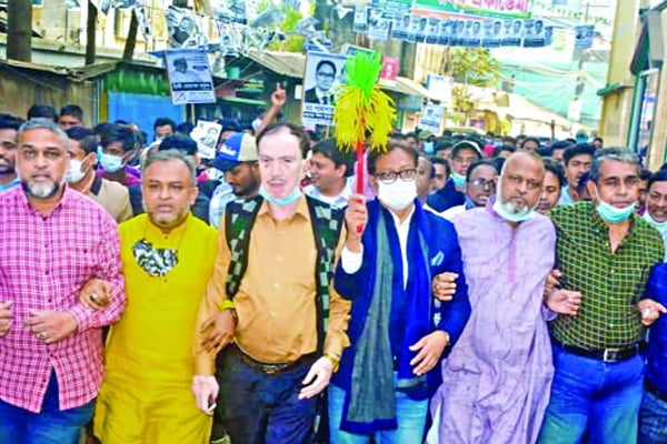চট্টগ্রাম সিটি নির্বাচনে প্রচারণায় ব্যস্ত বিএনপির মেয়র প্রার্থী