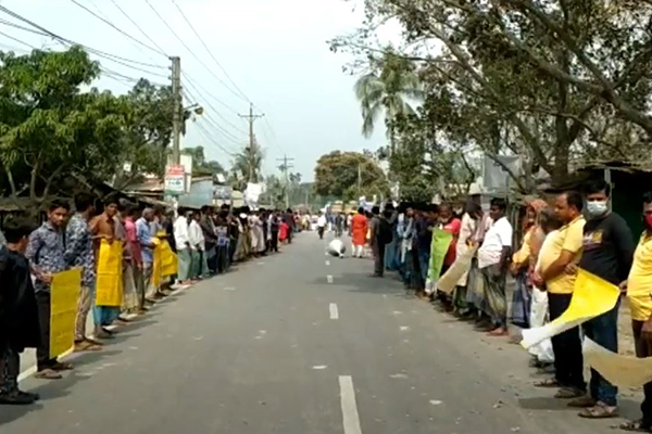 গোপালপুরে খলিল হত্যাকারীদের গ্রেফতারের দাবিতে মানববন্ধন