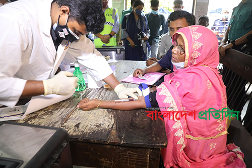 'রূপগঞ্জের অগ্নিকাণ্ডে নিহতদের পরিচয় শনাক্তে এক মাস সময় লাগবে' 