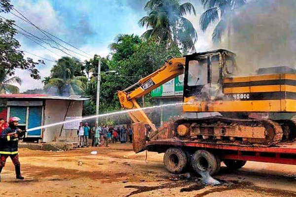 শ্রীমঙ্গলে রেলের জমি উদ্ধারে বাধা দেয়ার ঘটনায় মামলা