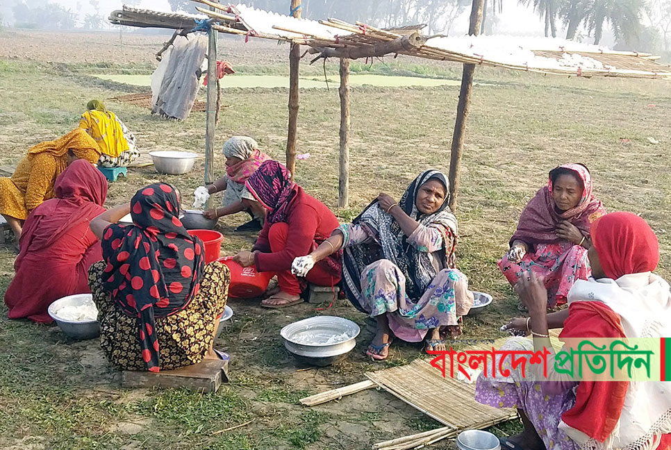 গ্রামে গ্রামে কুমড়ো বড়ি তৈরির ধুম