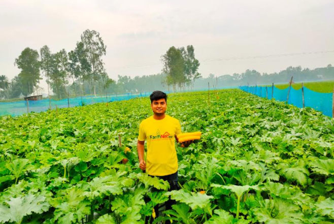 পতিত জমিকে কাজে লাগিয়ে
সফল উদ্যোক্তা শাকিল