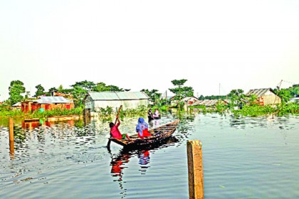 স্বস্তিতে নেই বন্যাকবলিতরা