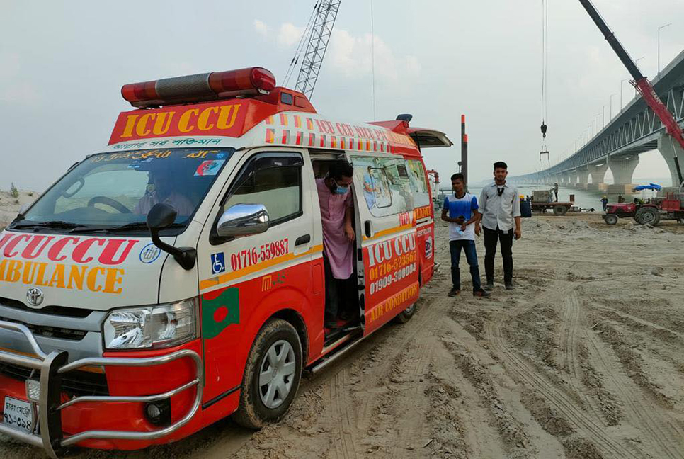 মৃত্যুর আগে পদ্মাসেতু দেখার আবদার ছেলের, কথা রাখলেন বাবা