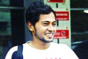 এক মাসের বেতন ত্রাণে