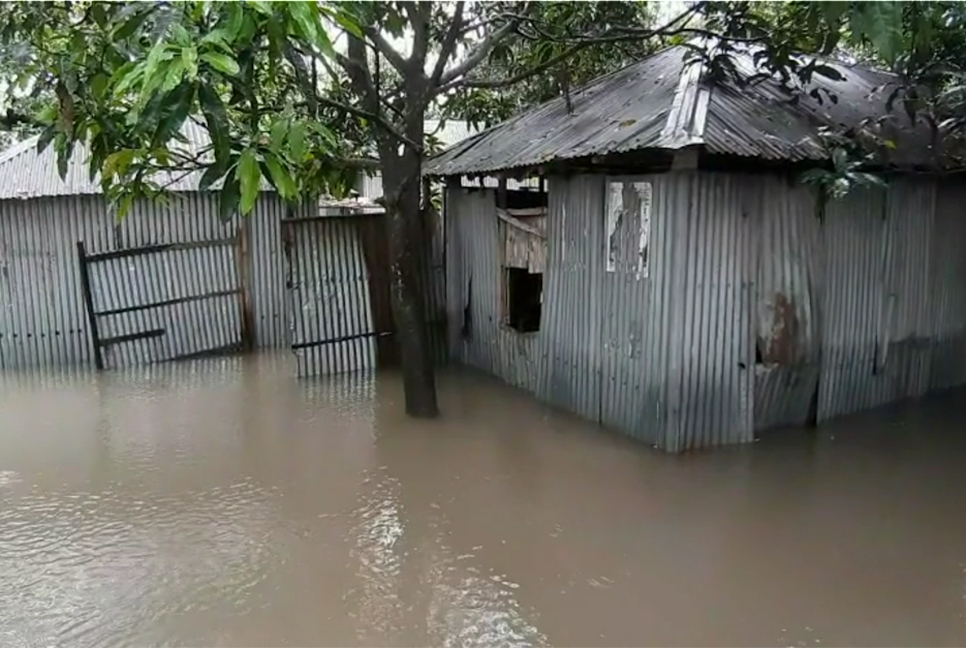 কুড়িগ্রামে বন্যা পরিস্থিতির উন্নতি, বাড়ছে ভোগান্তি