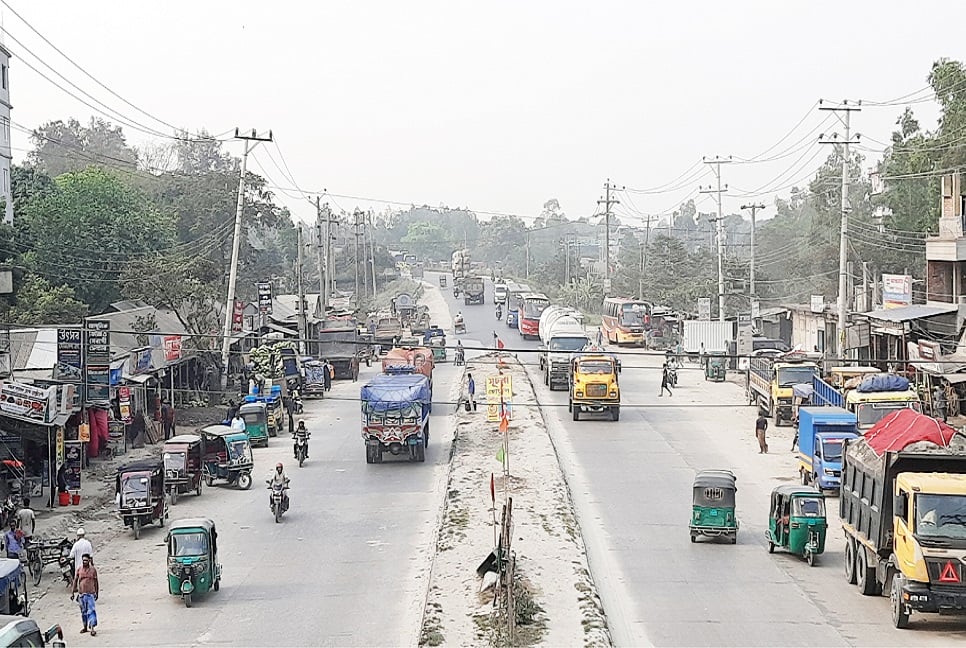 উত্তরের পথে ১৪ কিলোমিটারে যানজটের শঙ্কা