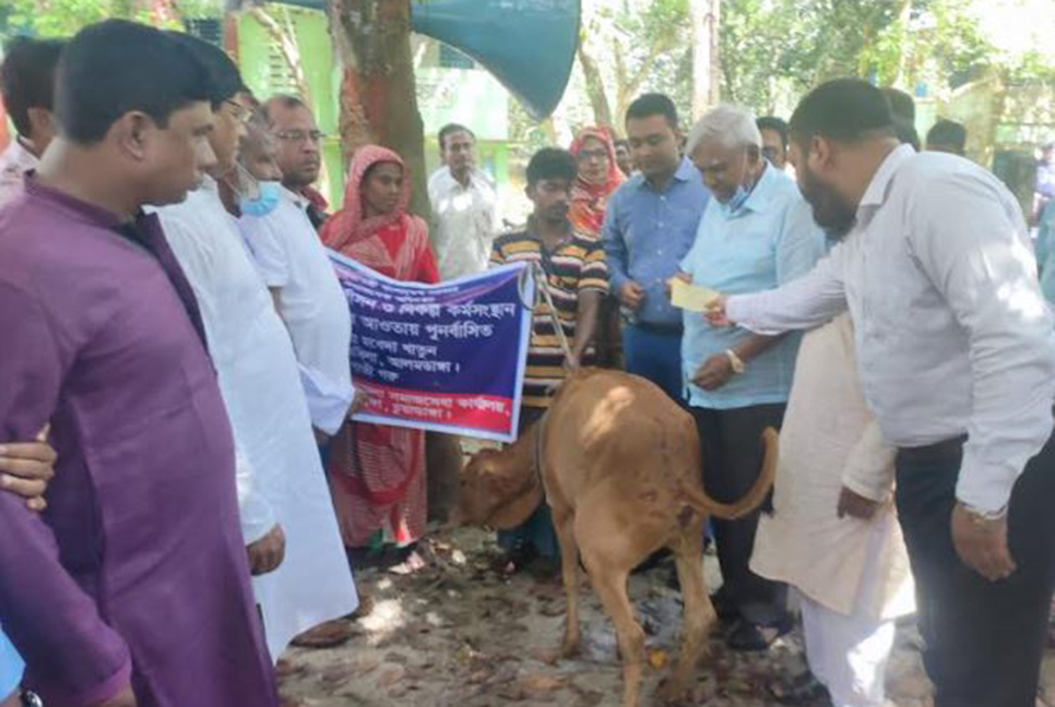 আলমডাঙ্গায় ভিক্ষুক পুনর্বাসন কর্মসূচি 