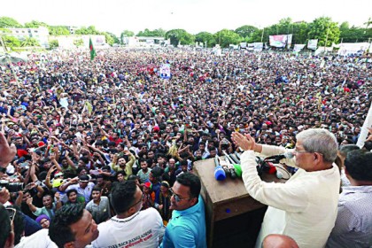 ফয়সালা হবে রাজপথে