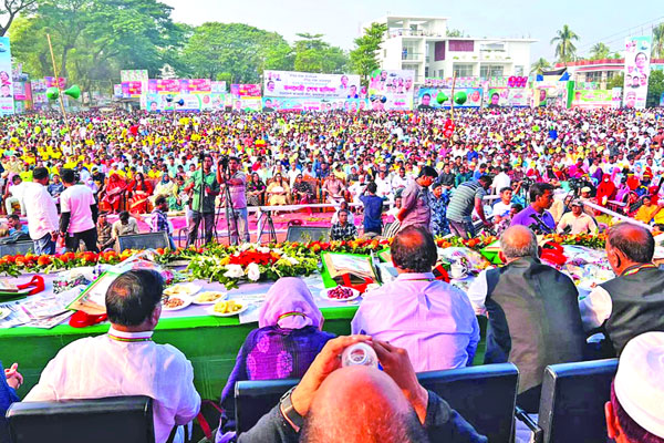 নতুন সেই কবিরাজরা খালি আতঙ্ক সৃষ্টির ব্যর্থ চেষ্টা করছে