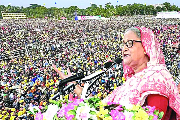 ভোট দিন, যা চাইবেন বেশি দেব