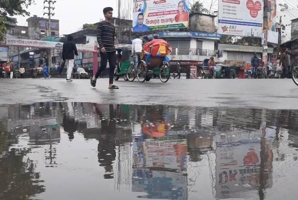 সিলেটে বৃষ্টির কারণে তাপমাত্রা কমেছে 