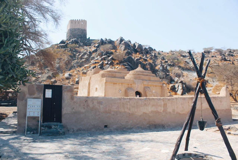 আমিরাতে ঐতিহ্যবাহী ও প্রাচীন আল-বিদিয়া মসজিদ