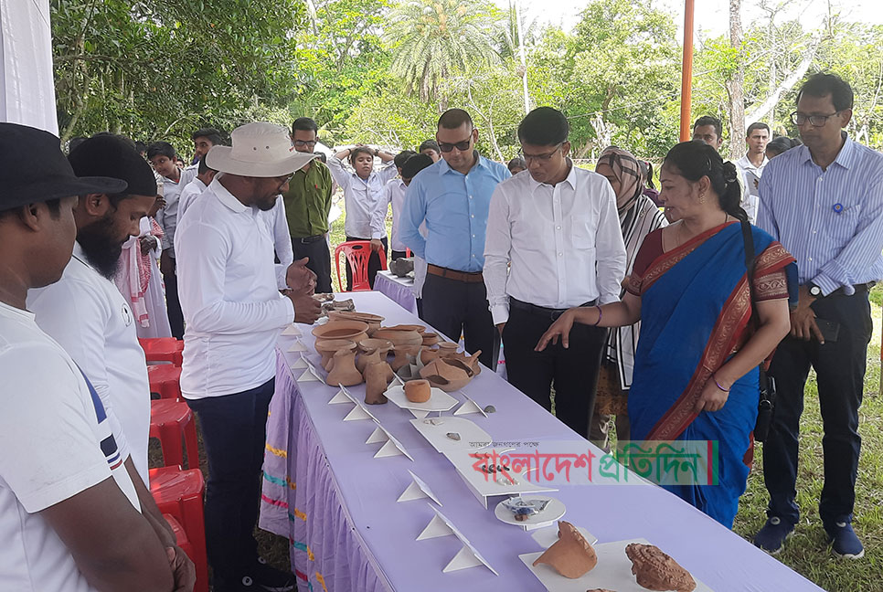 খানজাহানের বসতভিটায় পাওয়া গেছে ৬০০ বছর আগের বস্তু