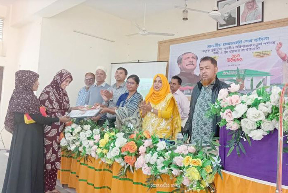 বিশ্বনাথে ৪৩ পরিবারকে প্রধানমন্ত্রীর উপহারের ঘর হস্তান্তর