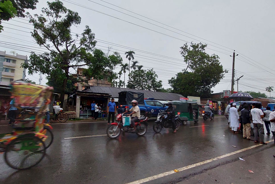 নেত্রকোনায় স্বস্তির বৃষ্টি