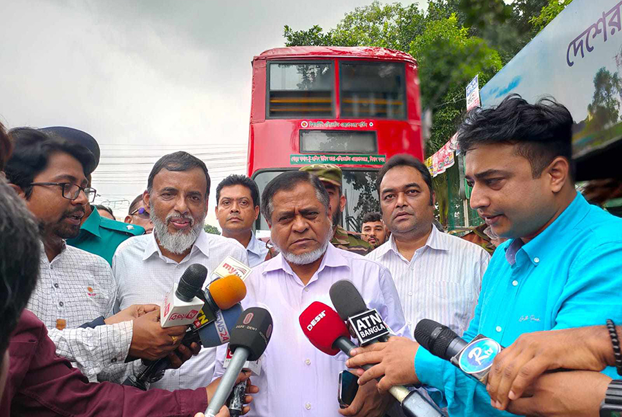 এক্সপ্রেসওয়েতে চালু হওয়া বাসে যাত্রীর সংখ্যা বৃদ্ধি পেলে গাড়ি বাড়াব: সড়ক সচিব