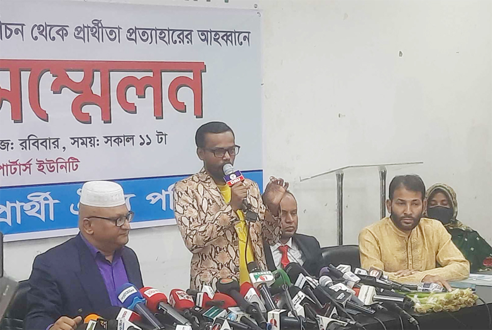 সব তো আওয়ামী লীগের আমজনতার আসন কোথায়, প্রশ্ন হিরো আলমের 

