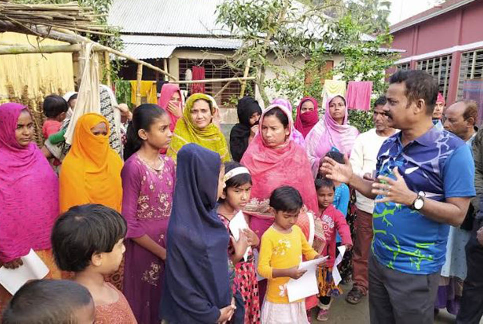 কুমারখালীতে বিএনপির লিফলেট বিতরণ