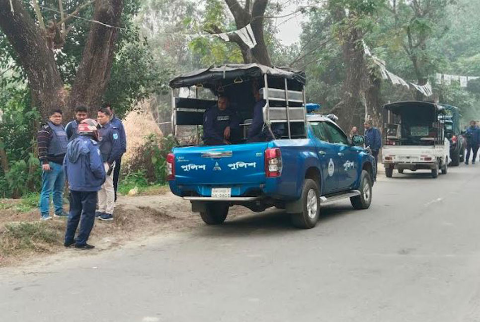 পরাজিত প্রার্থীর সমর্থকদের বাড়িঘরে হামলার অভিযোগ