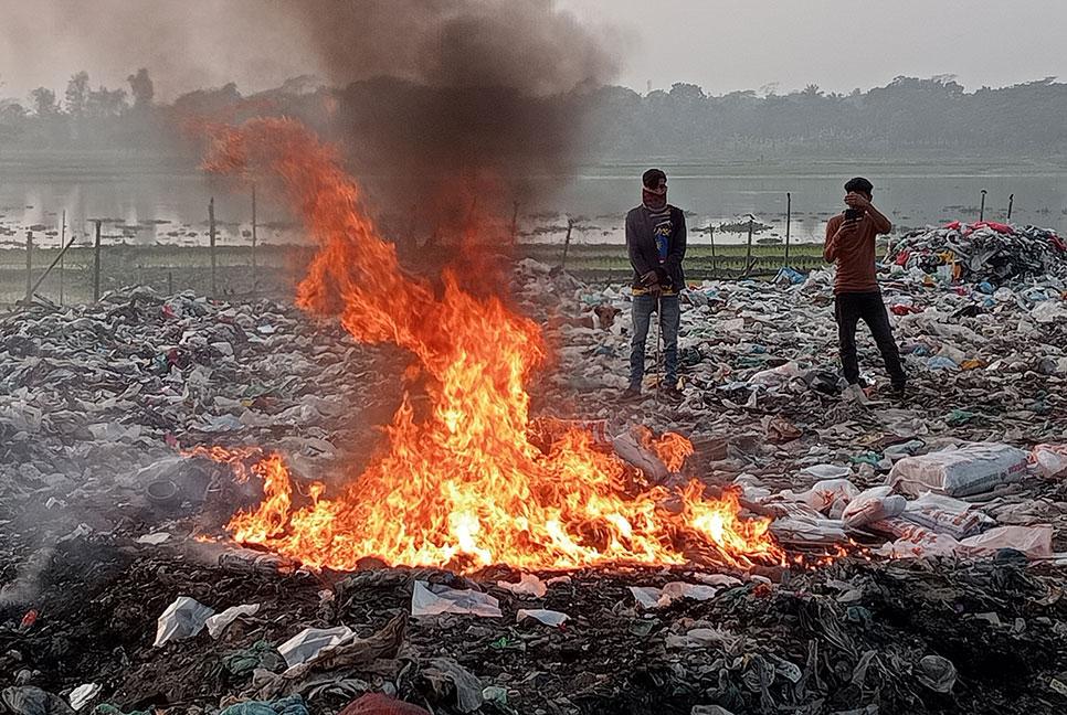 গোপালগঞ্জে ১৫৪ মামলার আলামত ধ্বংস