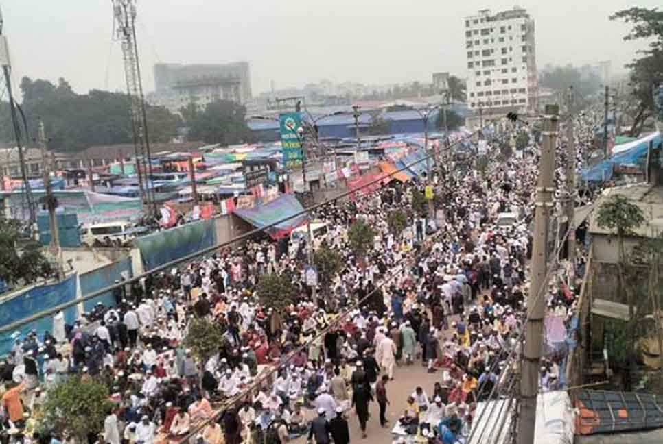 আখেরি মোনাজাতে অংশ নিতে মুসল্লিদের ঢল