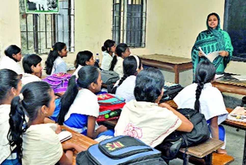 রমজানের প্রথম দশদিন খোলা থাকবে প্রাথমিক স্কুল