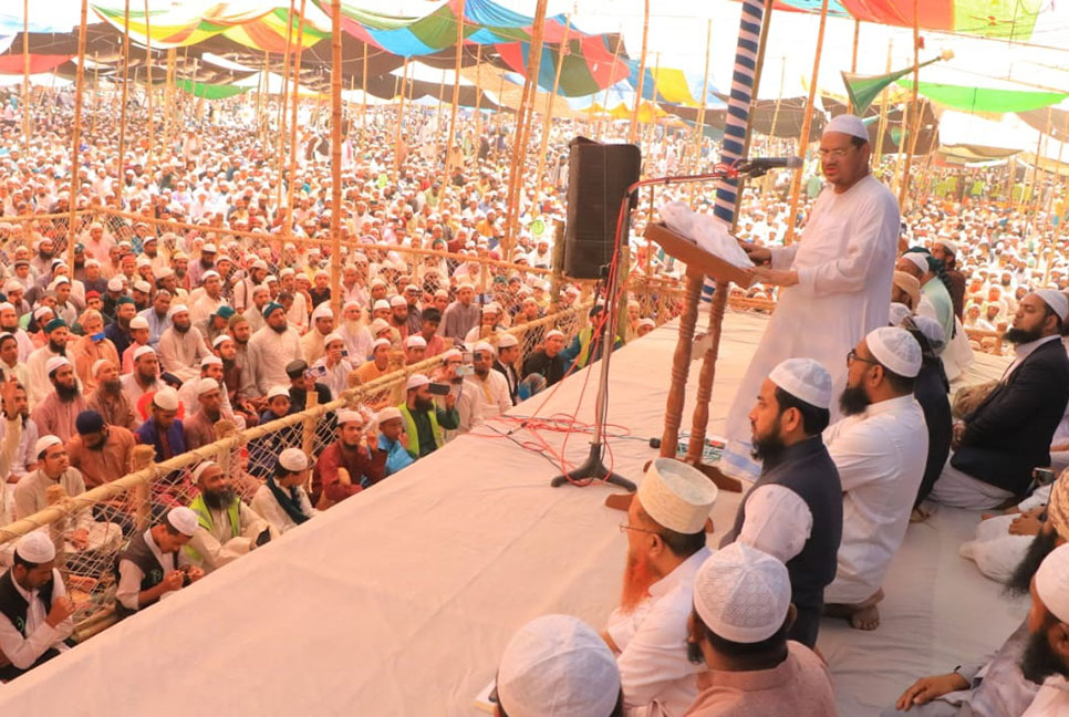 দেশের মানুষ কঠিন একটা মুহূর্ত অতিক্রম করছে: চরমোনাই পীর