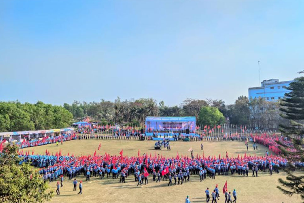 গাজীপুরে ২ কিলোমিটার সড়ক তৈরি করেছে স্কাউট সদস্যরা