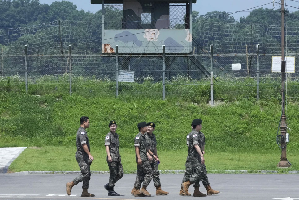 বড় ধরনের সামরিক মহড়া শুরু করল দক্ষিণ কোরিয়া-যুক্তরাষ্ট্র

