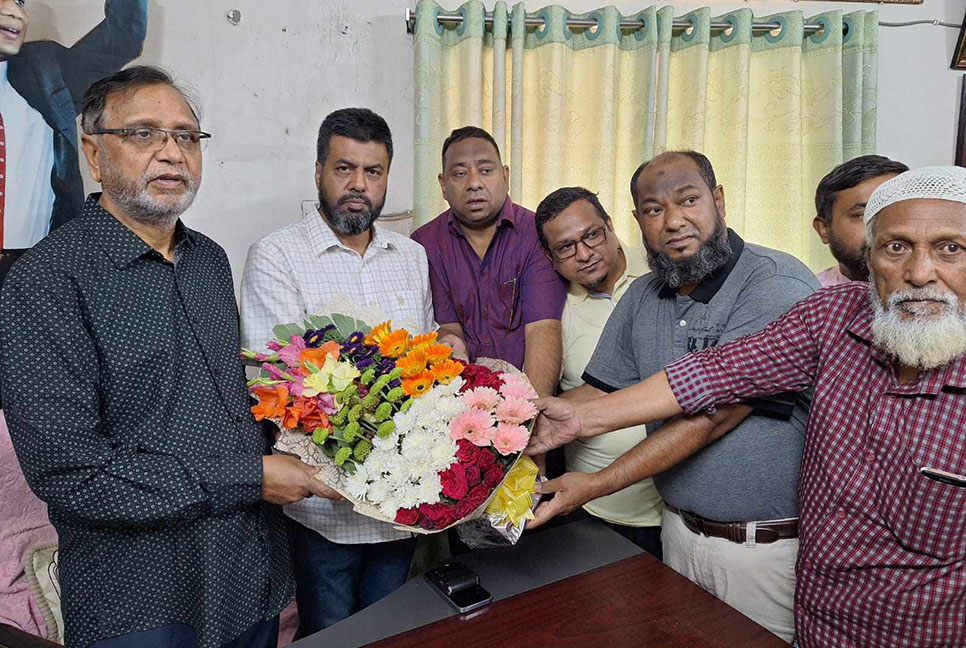 সরকার নিজেই সিন্ডিকেটের পৃষ্ঠপোষকতা করছে : সালাম 

