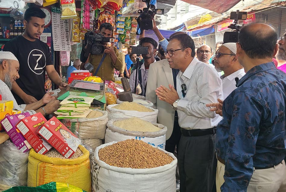 নিয়মিত বাজার মনিটরিংয়ে পণ্যের দাম কমছে : ভোক্তা ডিজি