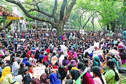 হঠাৎ উত্তাল বুয়েট